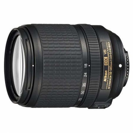 Nikon Objektiv AF-S DX 18-140mm 3.5-5.6G ED VR (JAA819DA)