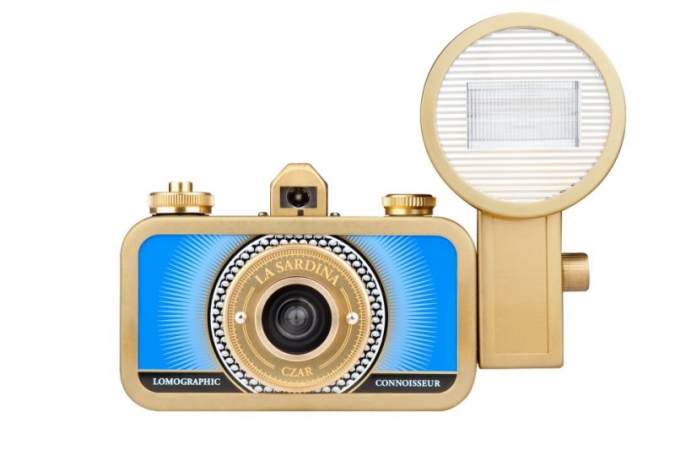 Lomo La Sardina Camera and Flash Czar (sp400cz)