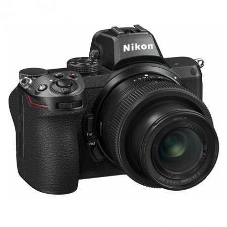 Nikon Z 5 mit Objektiv Z 24-50mm 4.0-6.3 (VOA040K001)