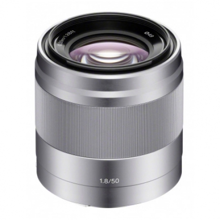 Sony Objektiv AF E 50mm 1.8 OSS silber (SEL-50F18S) 