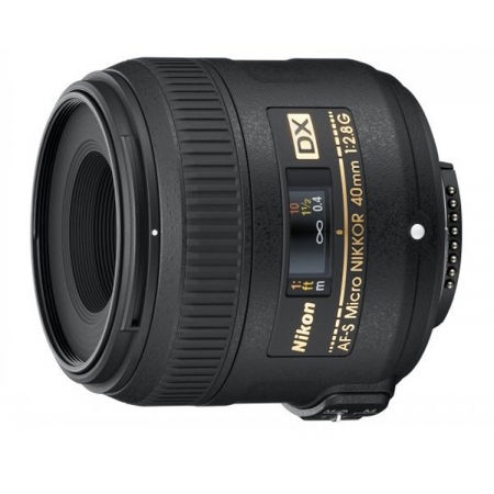 Nikon AF-S DX Micro 40mm 2.8G schwarz (JAA638DA) Nikon AF-S DX Micro 40mm 2.8G schwarz (JAA638DA)